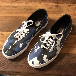 Sz9 men’s blue camo Vans
